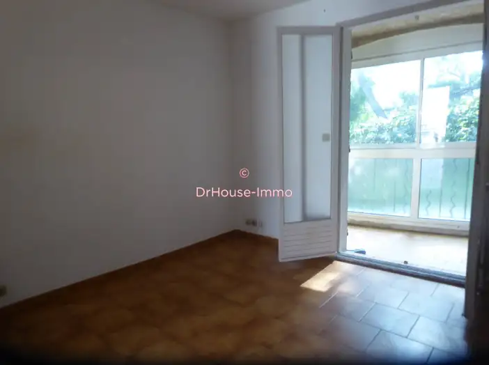 Appartement 1 pièce de 20 m² - Sausset-les-Pins (13960)