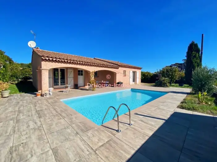 Image des la section Servies