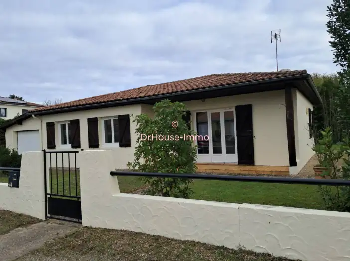 Maison 4 pièces de 84 m² - Gujan-Mestras (33470)