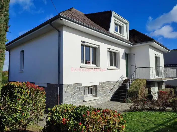 Maison 6 pièces de 124 m² - Vire Normandie (14500)
