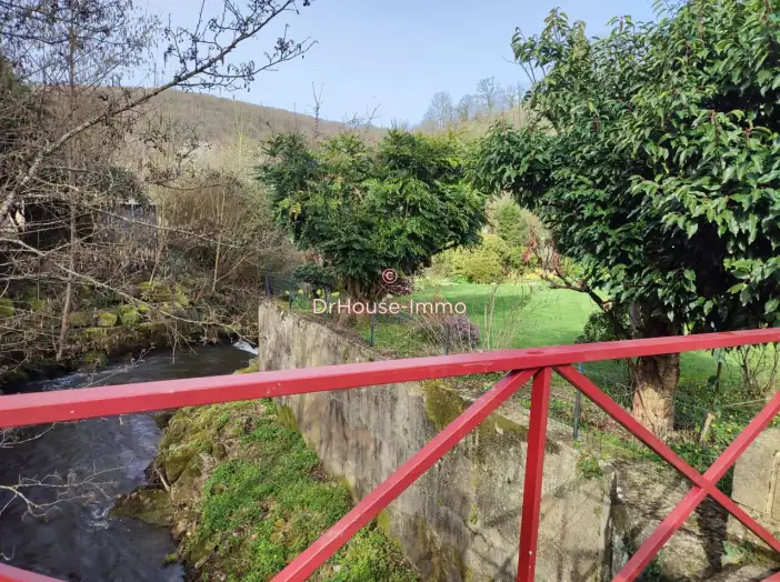 Maison 8 pièces de 282 m² - Vire Normandie (14500)