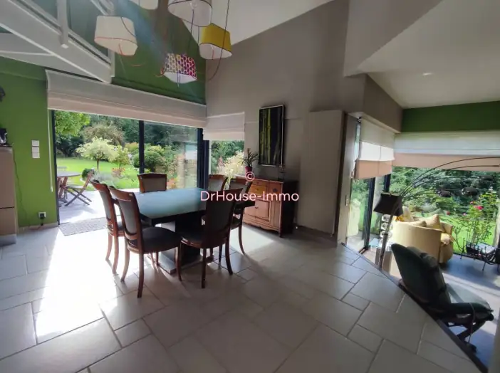 Maison 8 pièces de 282 m² - Vire Normandie (14500)