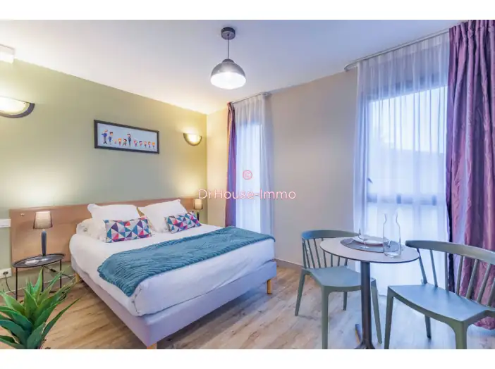 Appartement 1 pièce de 24 m² - Angoulême (16000)