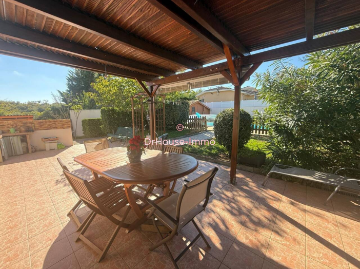 Maison 4 pièces de 147 m² - Artigues-près-Bordeaux (33370)
