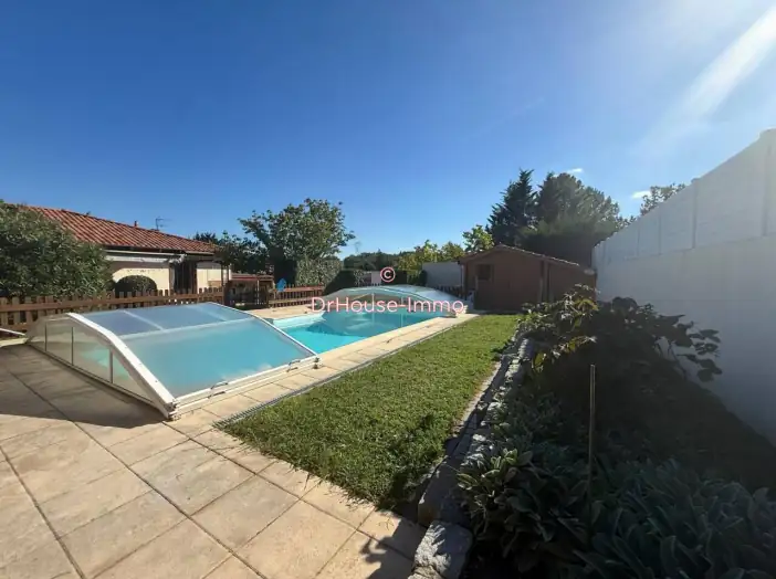 Maison 4 pièces de 147 m² - Artigues-près-Bordeaux (33370)