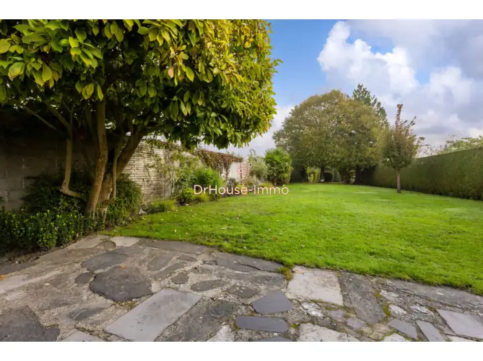 Maison 5 pièces de 155 m² - Mouvaux (59420)