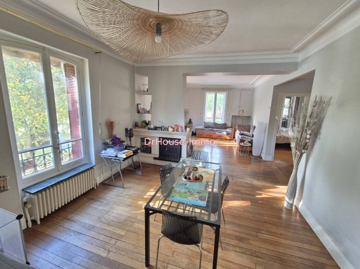 Appartement 6 pièces de 139 m² - Limay (78520)