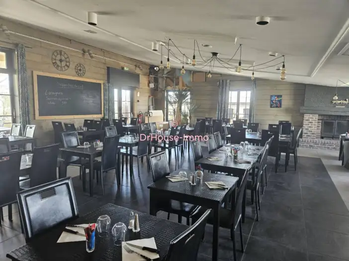 Commerce 5 pièces de 350 m² - Bray-Dunes (59123)