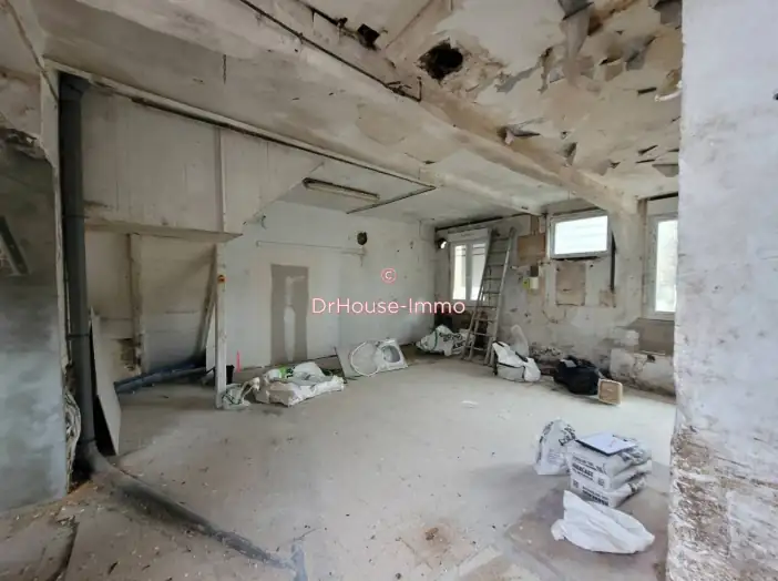 Appartement 3 pièces de 74 m² - Bazancourt (51110)