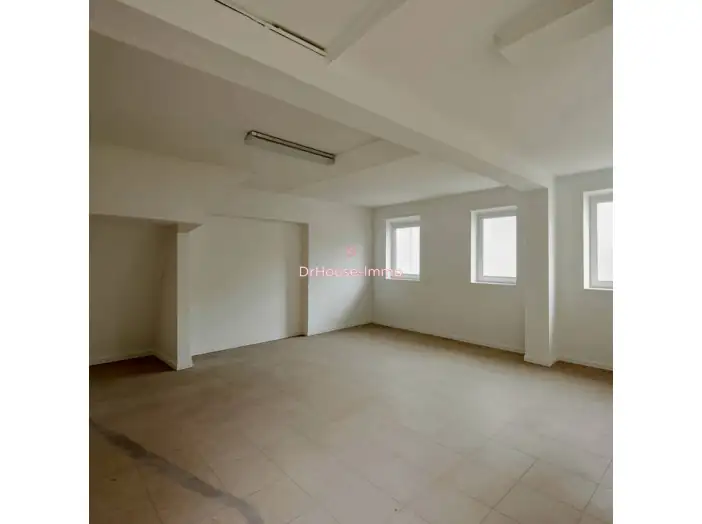 Appartement 3 pièces de 74 m² - Bazancourt (51110)