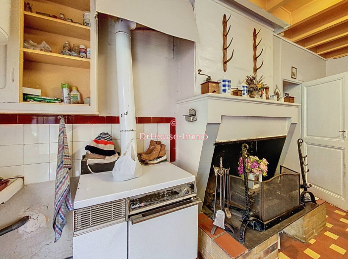 Maison 8 pièces de 200 m² - Lamothe-Montravel (24230)