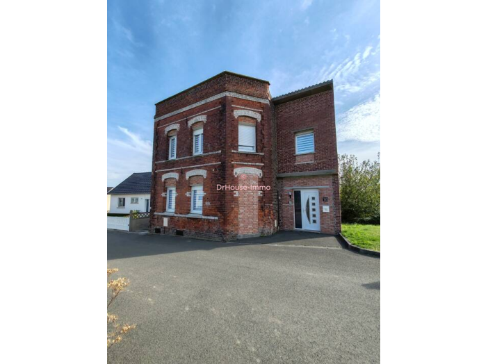 Maison 6 pièces de 157 m² - Fouquereuil (62232)