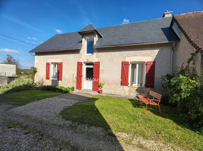 Maison 4 pièces de 87 m² - Saint-Pierre-de-Maillé (86260)