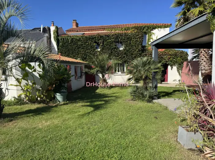 Maison 8 pièces de 173 m² - Olonne-sur-Mer (85340)