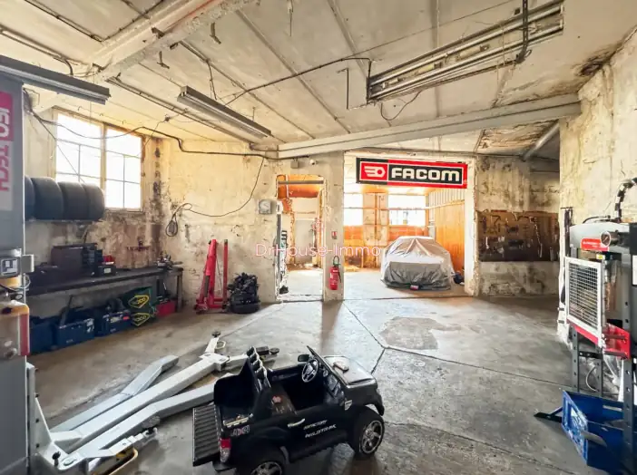 Bien immobilier 3 pièces de 469 m² - Marseille (13013)