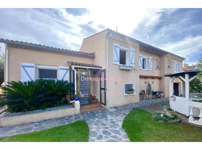 Maison 9 pièces de 158 m² - Carcassonne (11000)