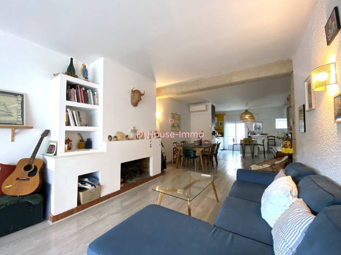 Maison 6 pièces de 137 m² - Aigues-Mortes (30220)