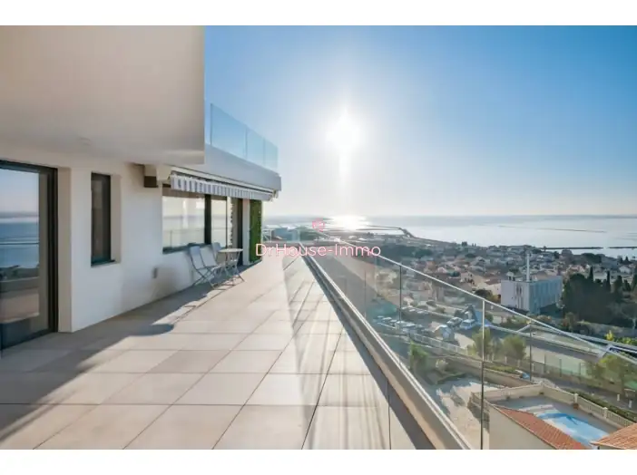 Appartement 4 pièces de 89 m² - Sète (34200)