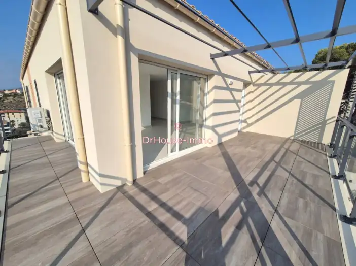 Appartement 3 pièces de 82 m² - Saint-Raphaël (83700)