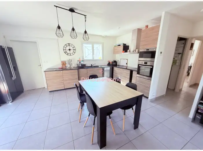 Maison 4 pièces de 73 m² - Listrac-Médoc (33480)