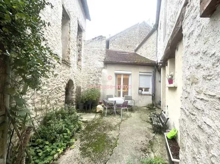 Maison 6 pièces de 120 m² - Fontenay-Saint-Père (78440)