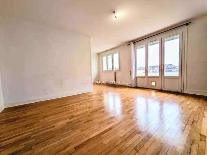Appartement 4 pièces de 65 m² - Troyes (10000)
