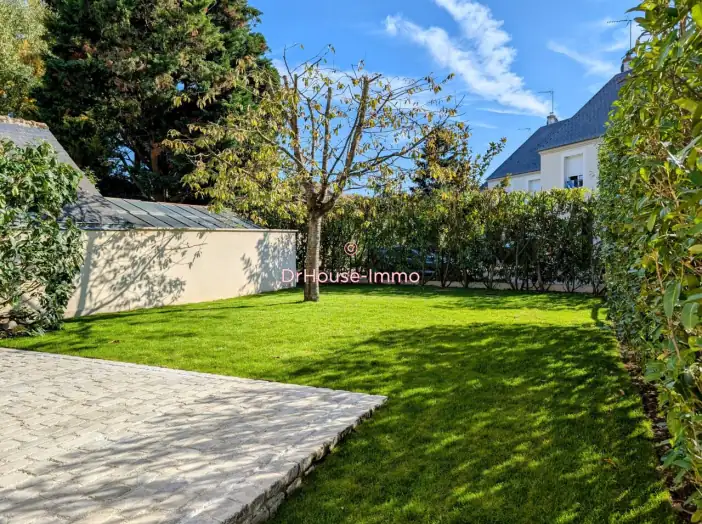 Maison 6 pièces de 170 m² - Orléans (45100)