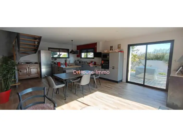 Maison 6 pièces de 149 m² - Pornic (44210)