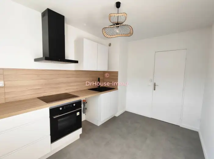 Appartement 2 pièces de 51 m² - Olivet (45160)