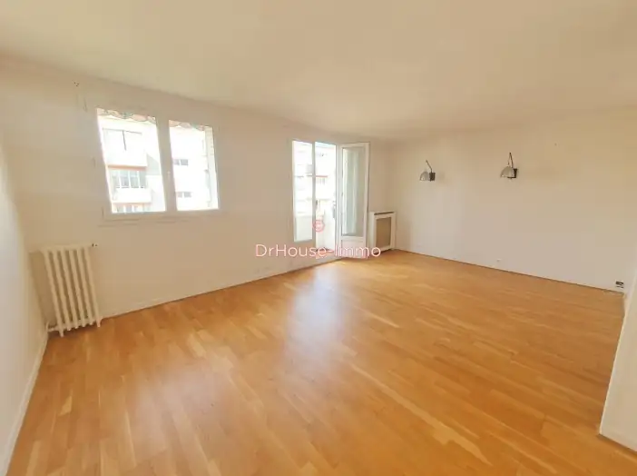 Appartement 3 pièces de 65 m² - Chatou (78400)