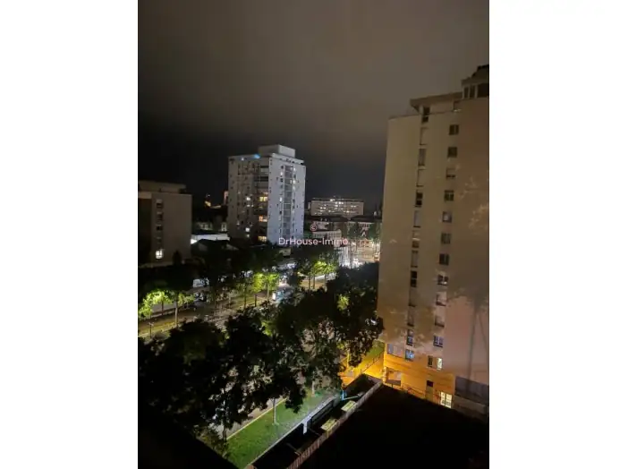 Appartement 4 pièces de 97 m² - Mulhouse (68100)