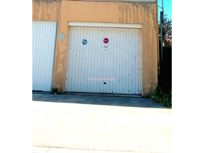 Parking / Box de 14 m² - Rezé (44400)