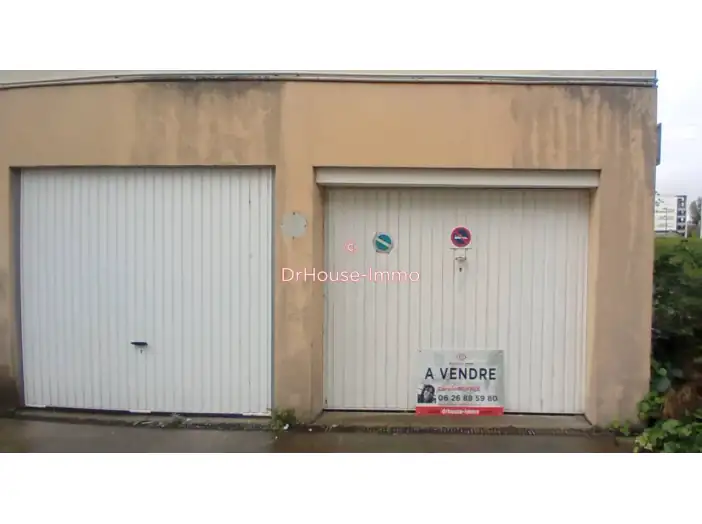 Parking / Box de 14 m² - Rezé (44400)