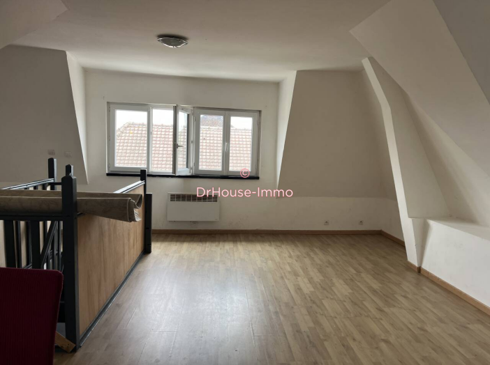 Immeuble 10 pièces de 135 m² - Escaudain (59124)