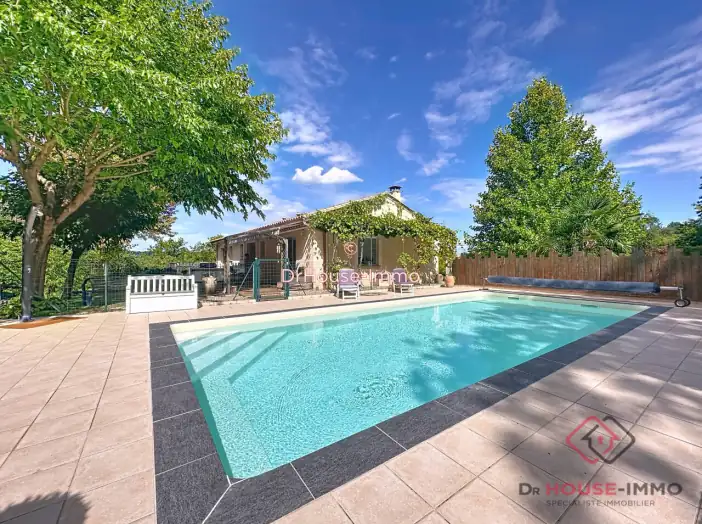 Maison 5 pièces de 147 m² - Marsac-sur-l'Isle (24430)