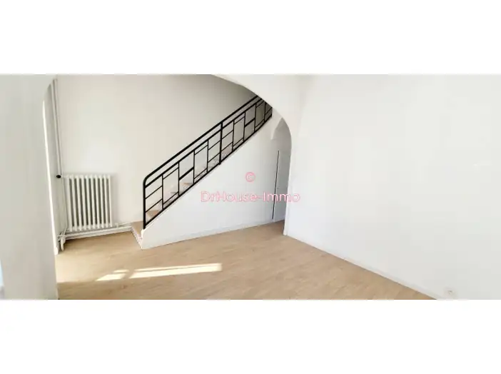 Appartement 4 pièces de 82 m² - Nantes (44000)