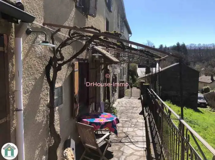 Maison 6 pièces de 150 m² - Cuxac-Cabardès (11390)