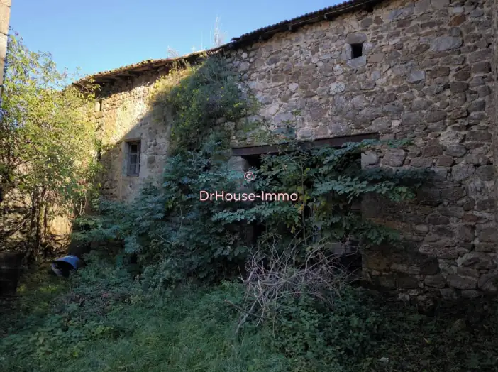 Bien immobilier 4 pièces de 80 m² - Saint-Victor (07410)