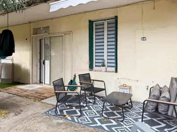 Immeuble 6 pièces de 135 m² - Cavaillon (84300)