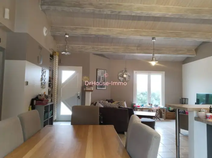 Maison 5 pièces de 114 m² - Puyravault (85450)