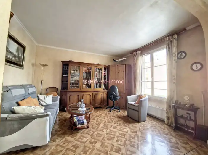 Appartement 3 pièces de 63 m² - Le Bourget (93350)