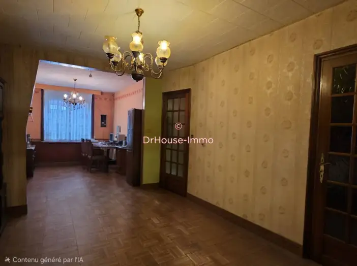 Maison 5 pièces de 107 m² - Lille (59000)