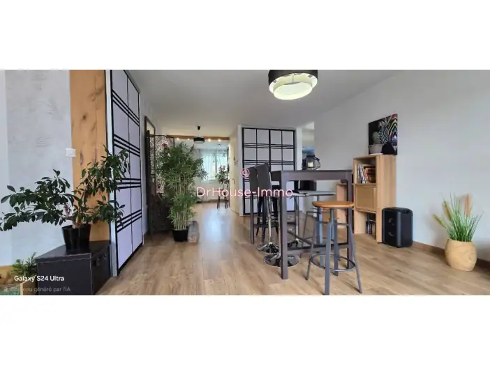 Appartement 4 pièces de 76 m² - Unieux (42240)