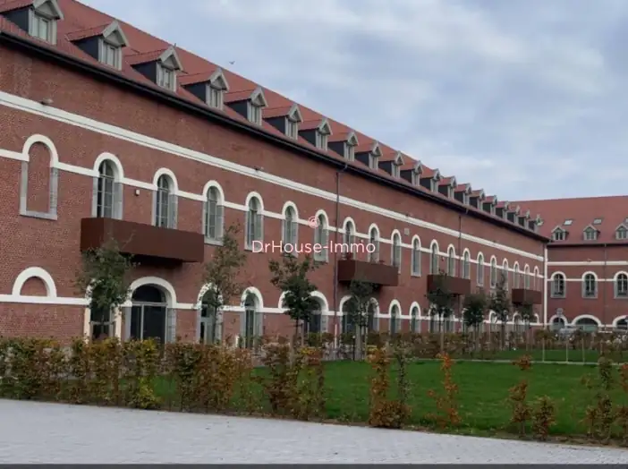 Appartement 4 pièces de 109 m² - Valenciennes (59300)