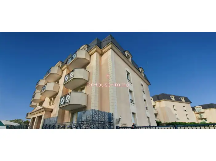 Appartement 2 pièces de 33 m² - Pontault-Combault (77340)