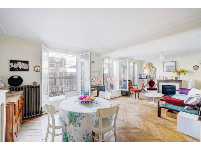 Appartement 4 pièces de 85 m² - Paris (75009)