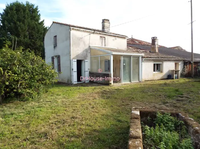 Maison 2 pièces de 44 m² - Bois (17240)