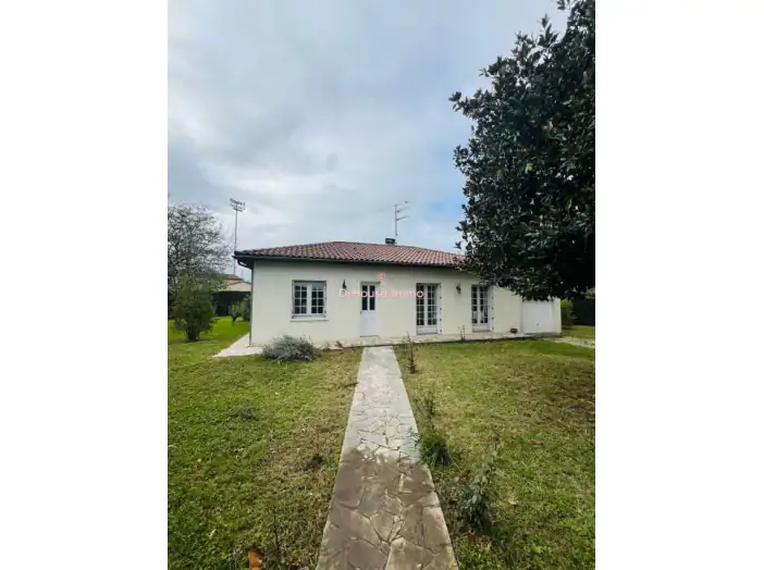 Maison 5 pièces de 105 m² - Bergerac (24100)