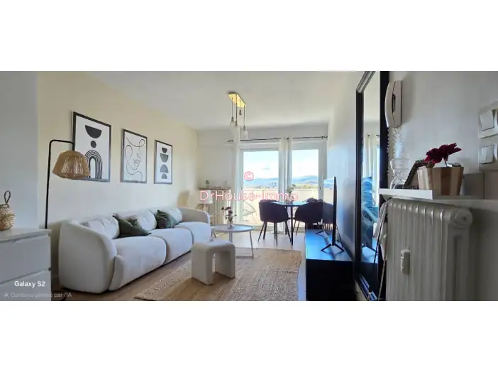 Image des la section Servies