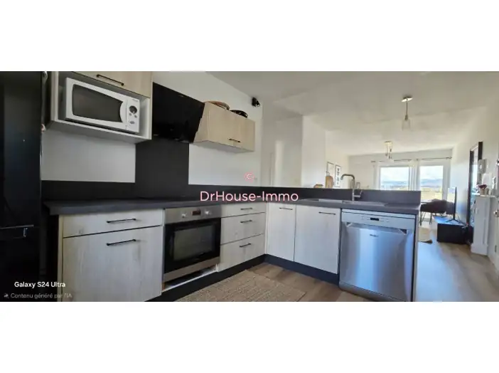 Appartement 3 pièces de 63 m² - Fraisses (42490)